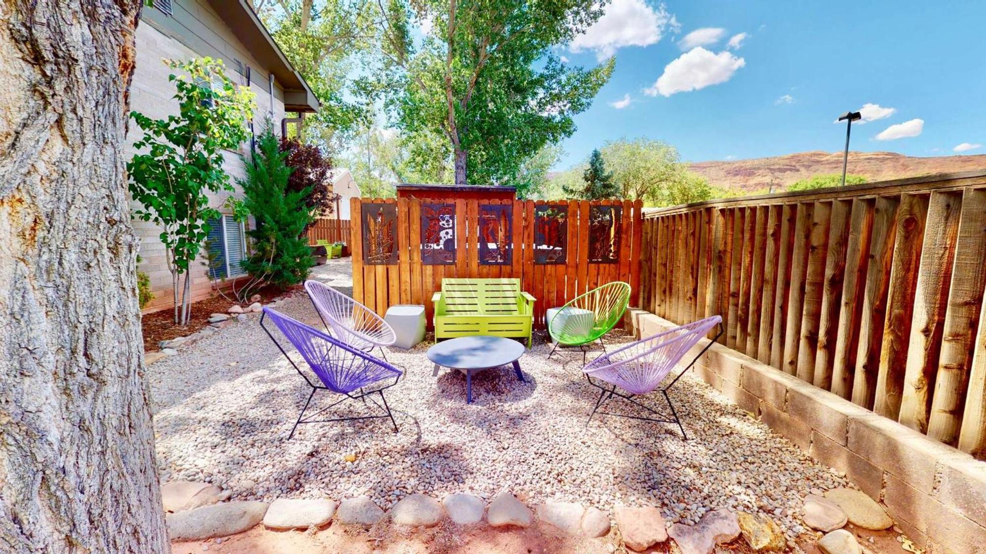 Downtown Cozy Home Base - Purple Sage 1 Moab Bagian luar foto